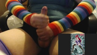 Masturbating to my random hentai folder – cum with me :)