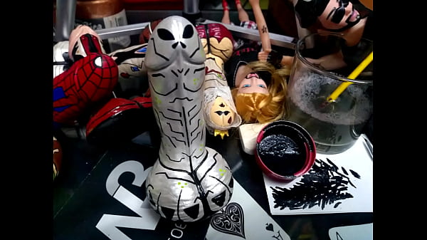It’s time to finish painting the little Grey alien – Dildo art business
