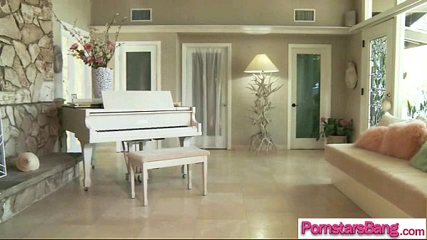 Pornstar Girl Like To Bang Monster Dick clip-08