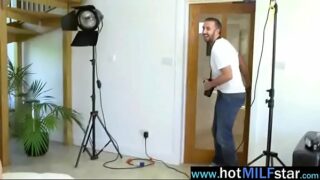 (valeria visconti) Sexy Milf Like To Ride Monster Big Cock movie-29