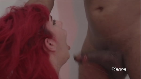 Garota Nerd deixou de jogar videogame para encarar o novo vizinho – Azukat