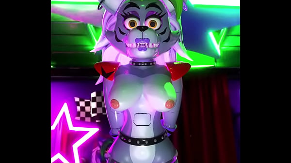 Roxy showing off