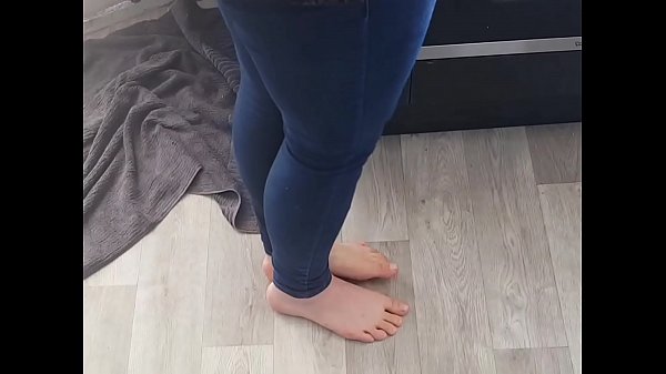 Freinds Candid Bare Feet