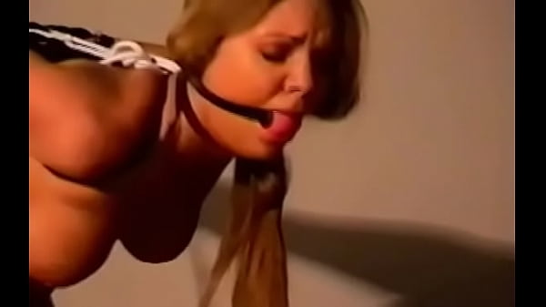 Marvelous girl is dildo her erotic cooter
