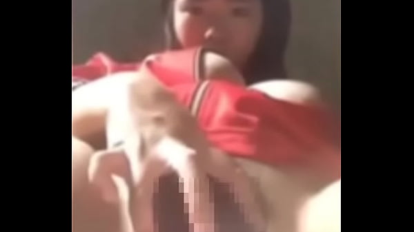 可愛い女子大学生が昼間から変態肉便器、家族にバレずに素人オナニ－